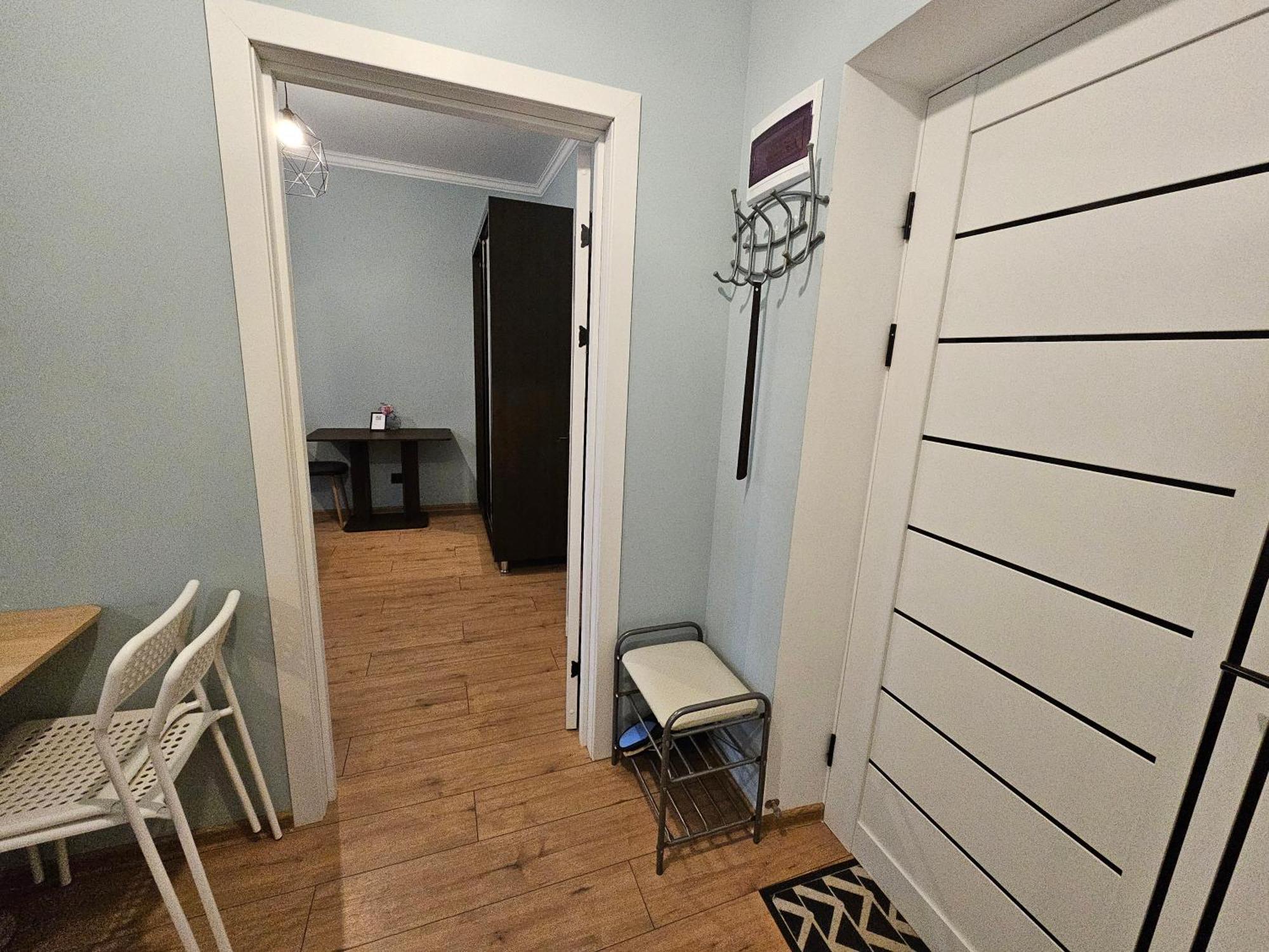 All New And Cozy Apartment In The Silence Center 키시나우 외부 사진